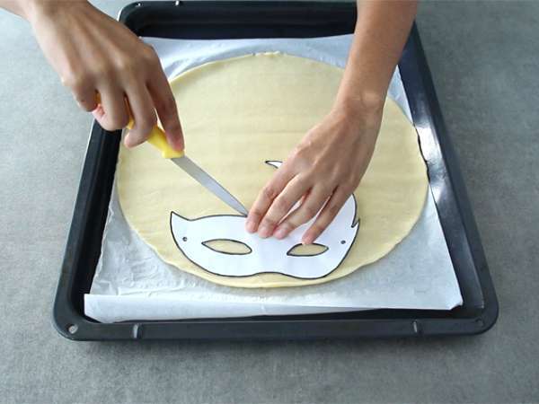 Карнавални маски от къс хляб - Подготовка стъпка 1