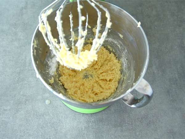 Пръскане на бисквити за закуска - Подготовка стъпка 1