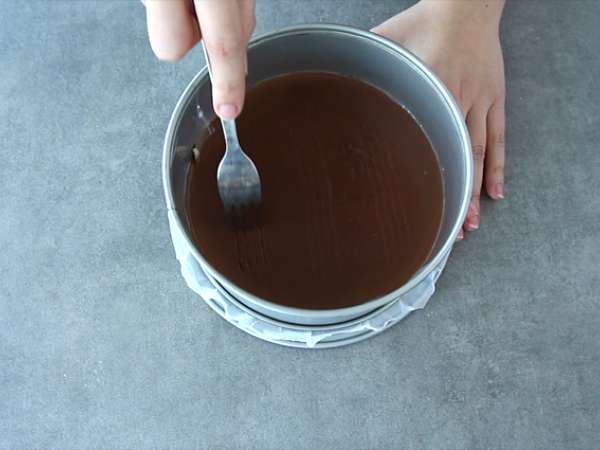 Допълнителен фондан 3 шоколадова торта - Подготовка стъпка 7