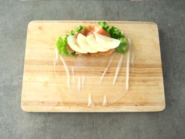 Пролетни рулца с пушена сьомга и ябълка - Подготовка стъпка 3