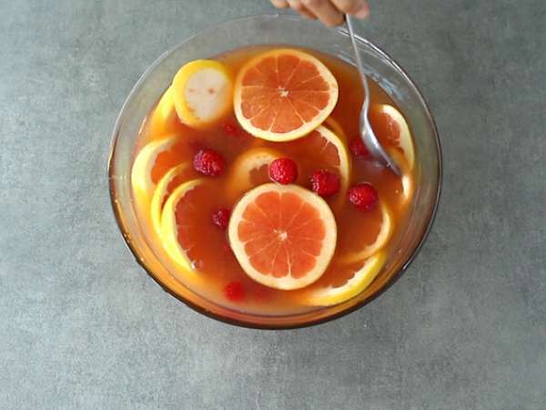 Розова сангрия с вино розе - Подготовка стъпка 2