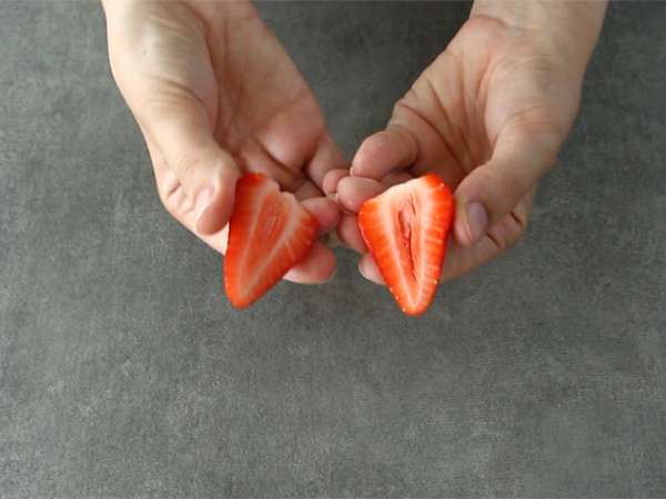 Млечен шейк от ягоди и ванилия - Подготовка стъпка 1