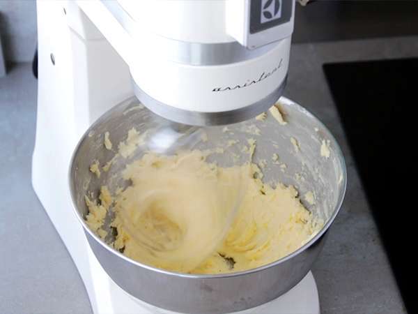 Как да направя маслен крем? - Подготовка стъпка 1