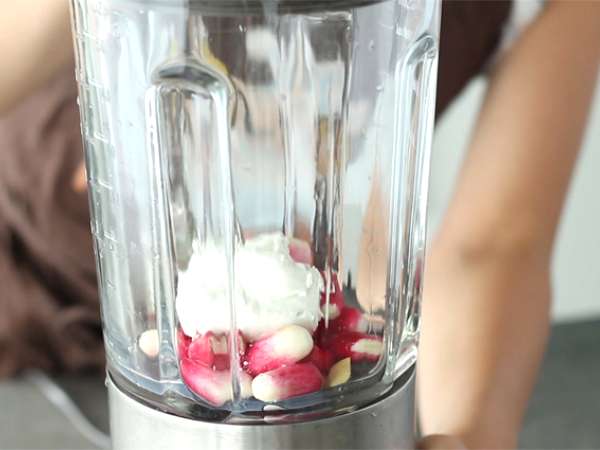 Студена супа от репички - Подготовка стъпка 1