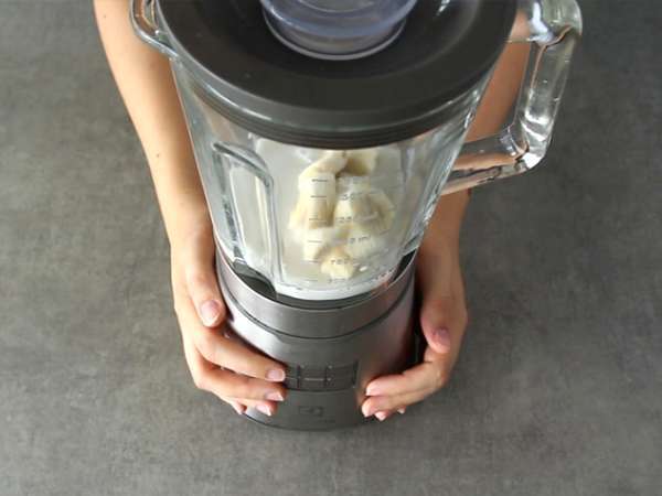 Веган бананов млечен шейк - Подготовка стъпка 2