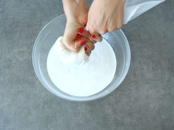 Домашно бадемово мляко - Подготовка стъпка 3