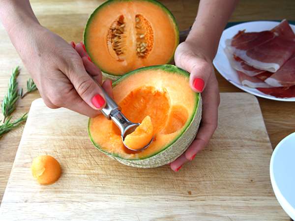 Кебапчета с пъпеш, шунка и розмарин за аперитив - Подготовка стъпка 1