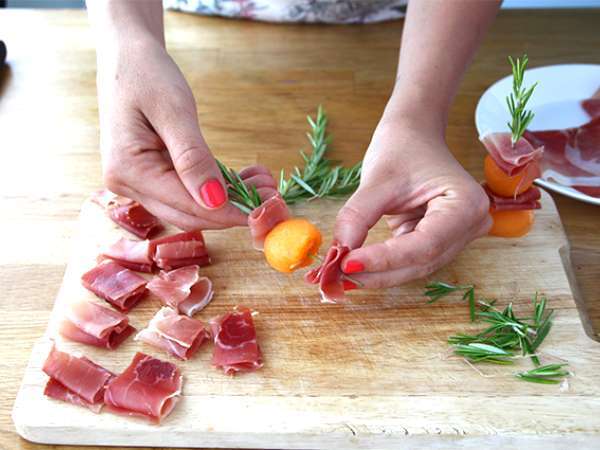 Кебапчета с пъпеш, шунка и розмарин за аперитив - Подготовка стъпка 3