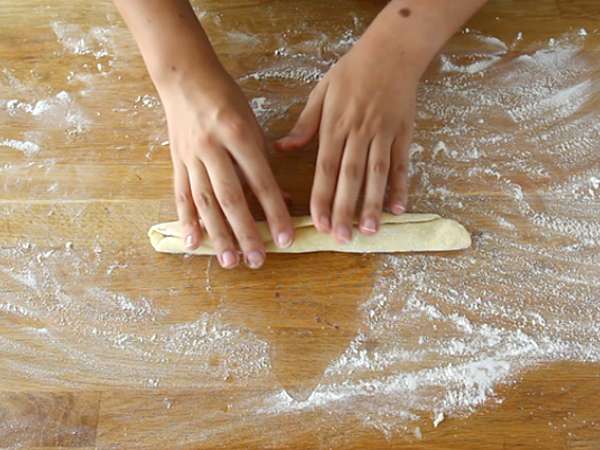 Плетени кифлички с Nutella - Подготовка стъпка 3