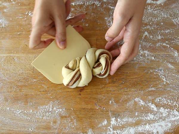 Плетени кифлички с Nutella - Подготовка стъпка 5