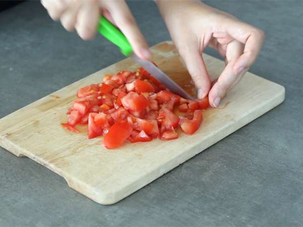 Мъфини с риба тон, домати и фета - Подготовка стъпка 1