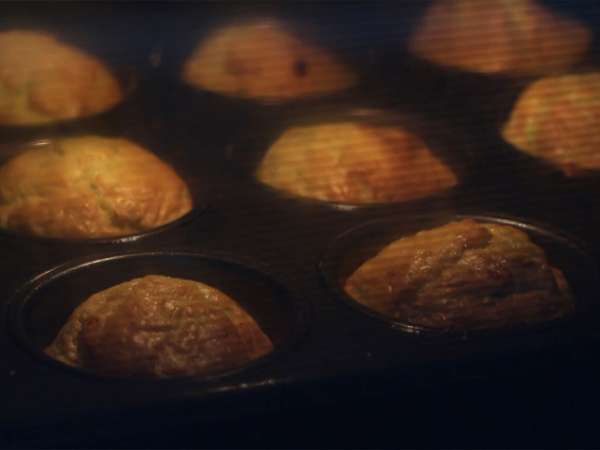 Мъфини от тиквички и козе сирене - Подготовка стъпка 3