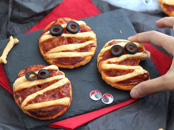 Пица за мама от бутер тесто - Подготовка стъпка 6