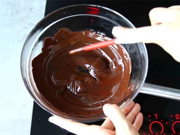 Трюфели с шоколадово покритие - Подготовка стъпка 1