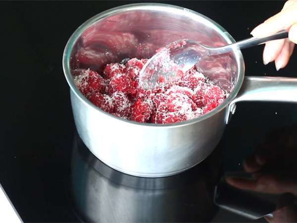 Галет от рози с малини и шам фъстък Frangipane - Подготовка стъпка 1