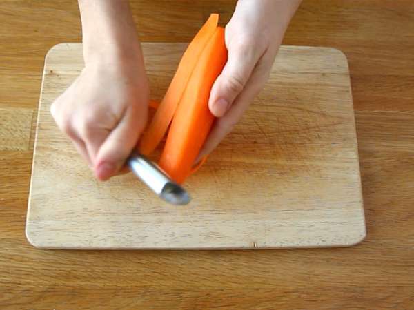 Вегетариански пролетни рулца - червено зеле и сладки картофи - Подготовка стъпка 3