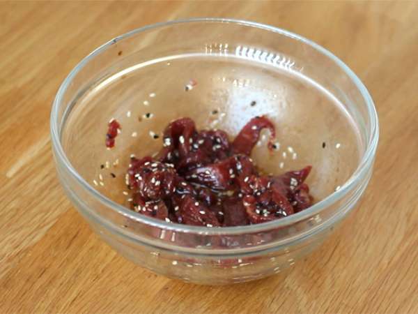 Пролетни рулца - мариновано говеждо месо - Подготовка стъпка 1