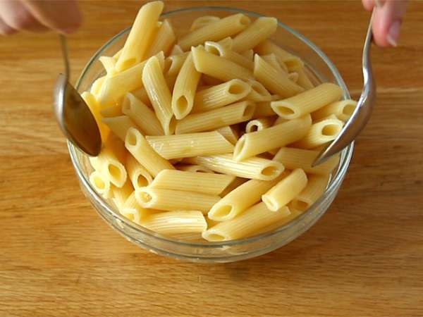 Паста с шунка и сирене - Подготовка стъпка 1