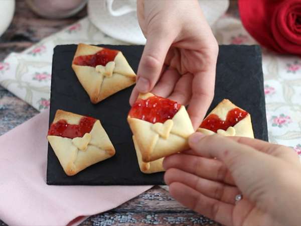 Сладки пликове на любовта за Деня на влюбените - Подготовка стъпка 6