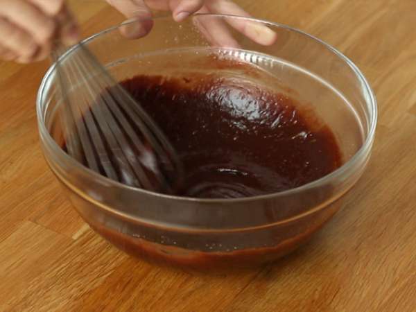 Шоколадова бисквитена торта в микровълновата фурна за 5 мин. - Подготовка стъпка 2