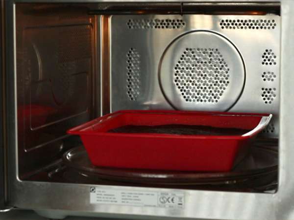 Шоколадова бисквитена торта в микровълновата фурна за 5 мин. - Подготовка стъпка 4