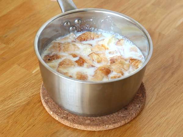 Пудинг с ябълки и карамел и кроасани - Подготовка стъпка 4