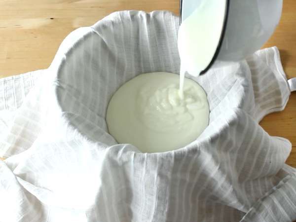 Домашно крема сирене (тип Филаделфия ) с 2 съставки - Подготовка стъпка 3