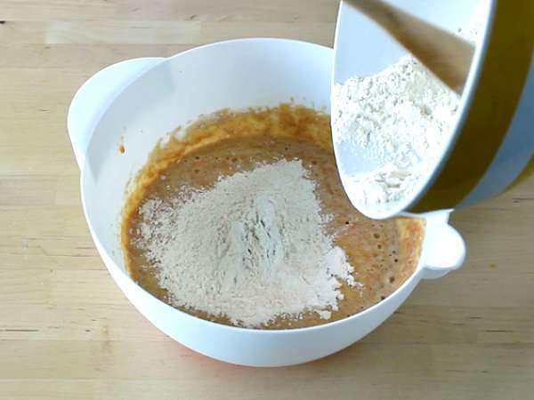 Морковна бисквитена торта с пълнеж от чийзкейк - Подготовка стъпка 4