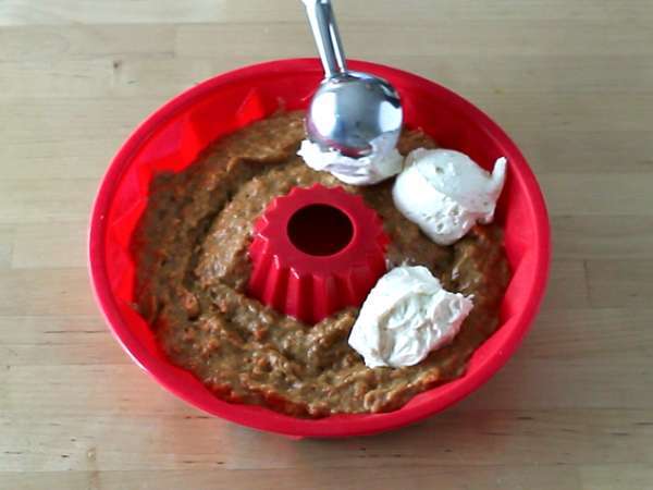 Морковна бисквитена торта с пълнеж от чийзкейк - Подготовка стъпка 5