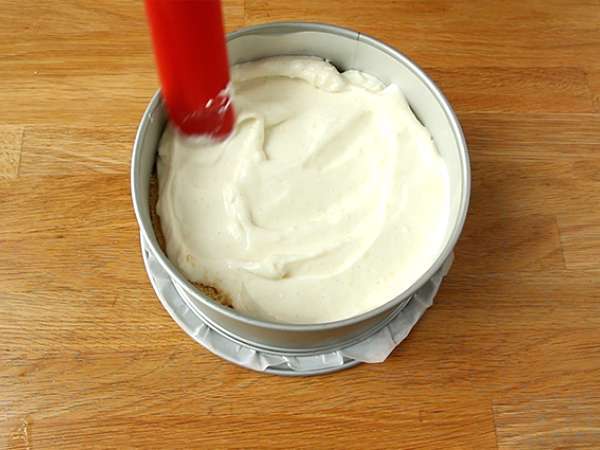 Лимонов чийзкейк без печене - Подготовка стъпка 4