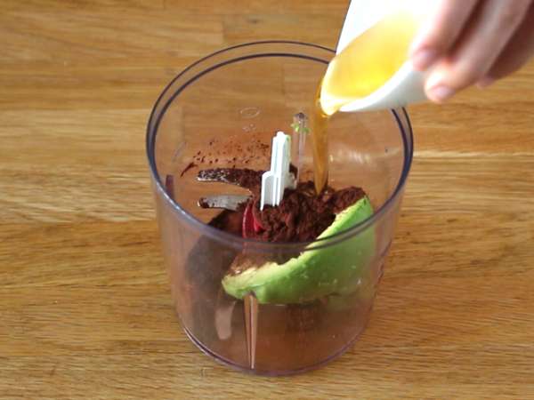 Брауни с авокадо и шоколад без масло - без лактоза - Подготовка стъпка 4