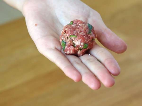 Кюфтета от говеждо месо и пармезан - Подготовка стъпка 2