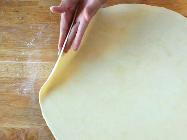 Пасти от риба тон с домашно приготвено тесто - Подготовка стъпка 4