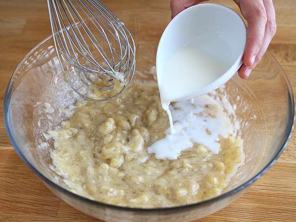 Бананова торта без захар - Бананов хляб - Подготовка стъпка 2