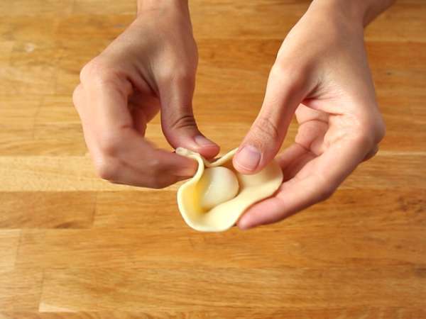 Пълнена пица с моцарела Crown - Подготовка стъпка 3