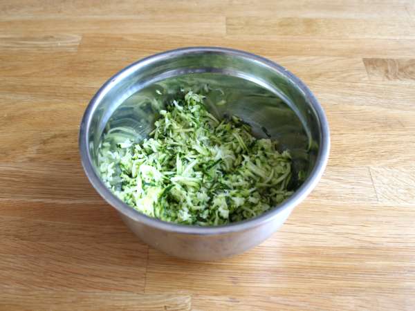 Омлет от тиквички и киноа - Подготовка стъпка 2