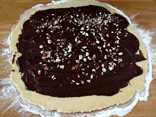 Бриош с шоколад и лешници Babka - Подготовка стъпка 5