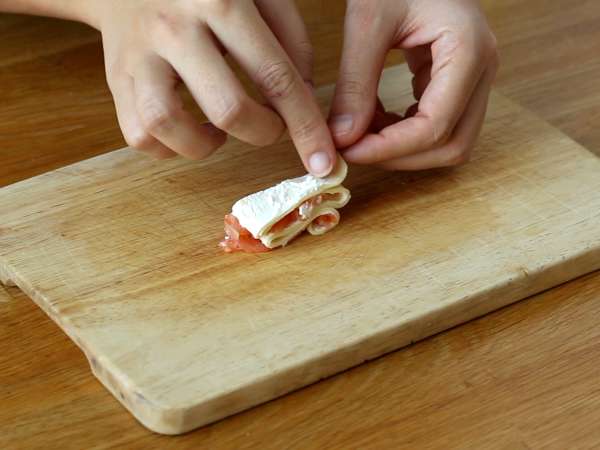 Елхи от бутер тесто с два вида сьомга - Подготовка стъпка 4