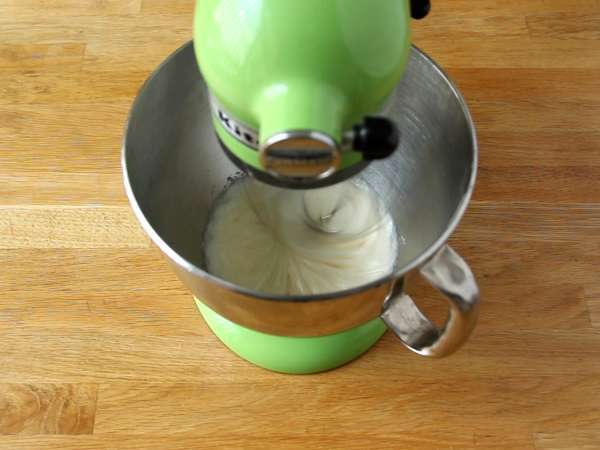 Лимонов пай с меренге - Подготовка стъпка 3