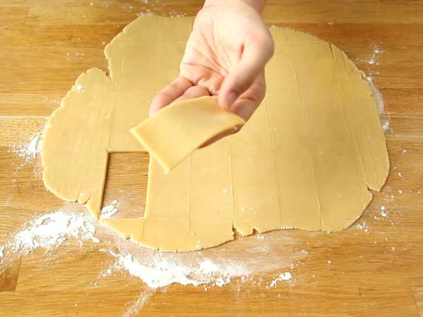 Бисквити от къс хляб с M&M's - Подготовка стъпка 4