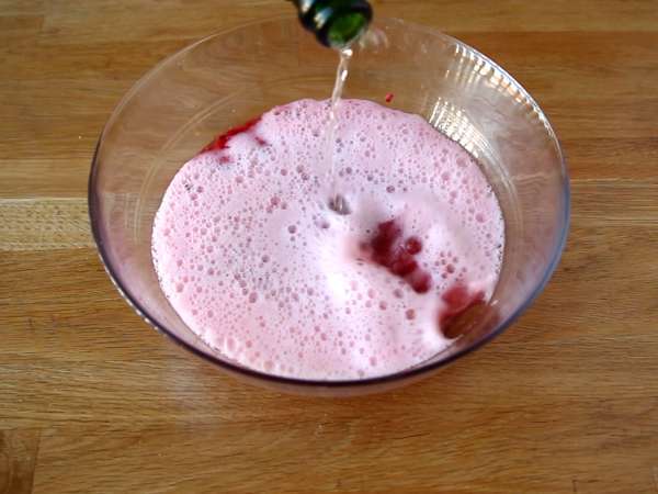 Шампанска супа с малини - Подготовка стъпка 2