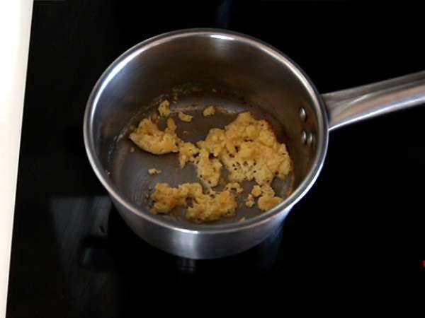 Палачинки с пълнеж от сос бешамел, сирене и шунка - Подготовка стъпка 6