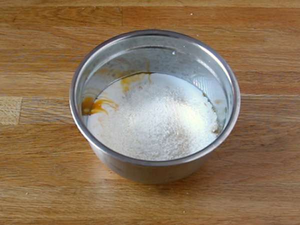 Кокосов крем в микровълновата за 8 минути - Подготовка стъпка 2