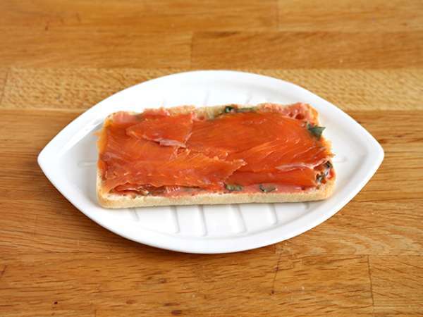 Панини със сьомга, моцарела и копър - Подготовка стъпка 2