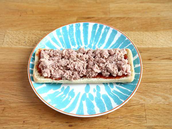 Панини с риба тон, домати и каперси - Подготовка стъпка 2