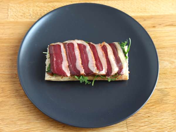 Сандвич с пушени патешки гърди, сушени домати, рукола и балсамов оцет - Подготовка стъпка 2