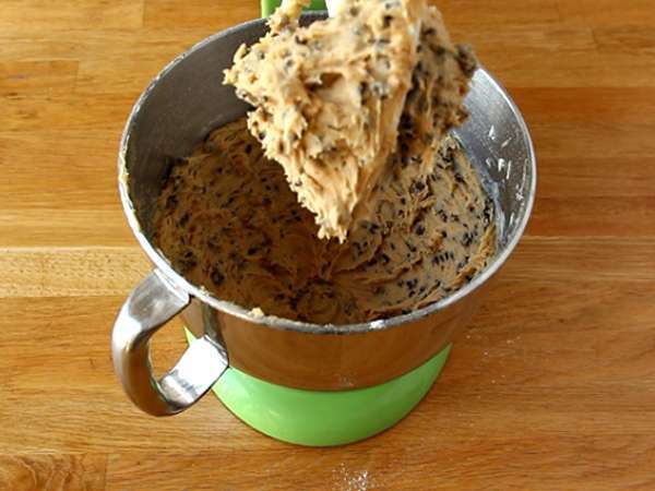 Торта с бисквитки с шоколадов чип - Подготовка стъпка 3