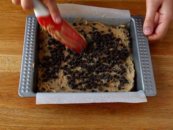 Торта с бисквитки с шоколадов чип - Подготовка стъпка 4