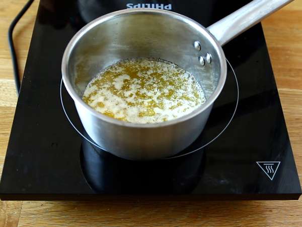 Raspberry Financiers, лесната за приготвяне подробна рецепта - Подготовка стъпка 1