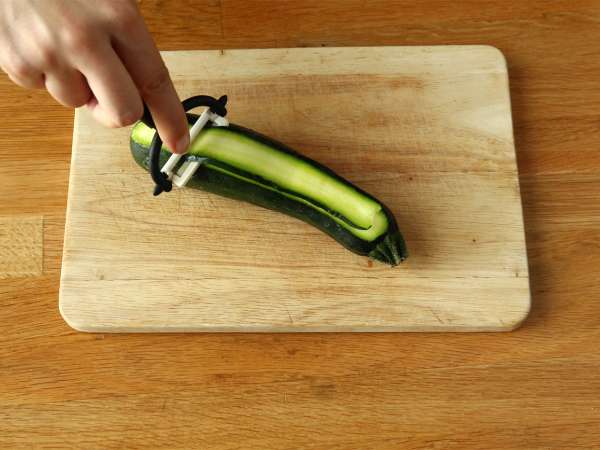 Рула от тиквички и сардини - Подготовка стъпка 1